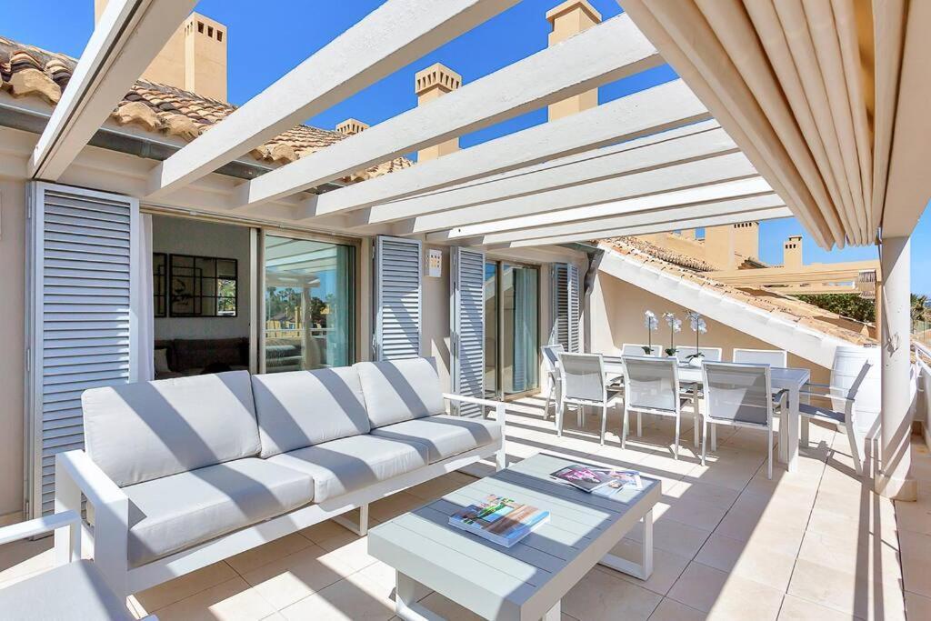 Yolo Spaces - Sotogrande Sea View Penthouse San Roque  Exterior photo